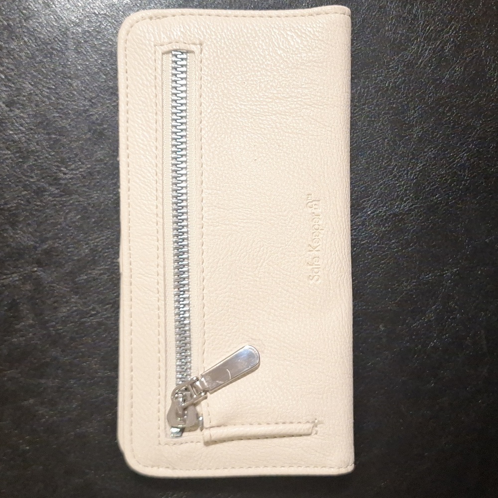 Safe Keeper Cream Wallet with Zipper
